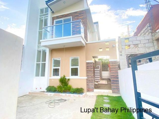Single attached House and lot for sale in Putatan Muntinlupa City